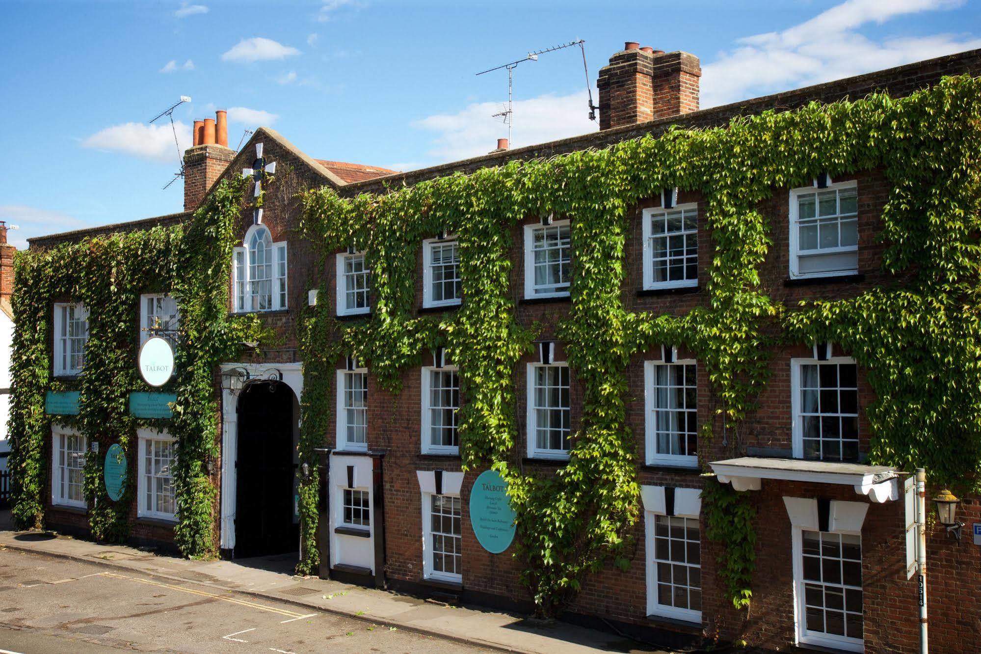 The Talbot Inn Woking Zewnętrze zdjęcie